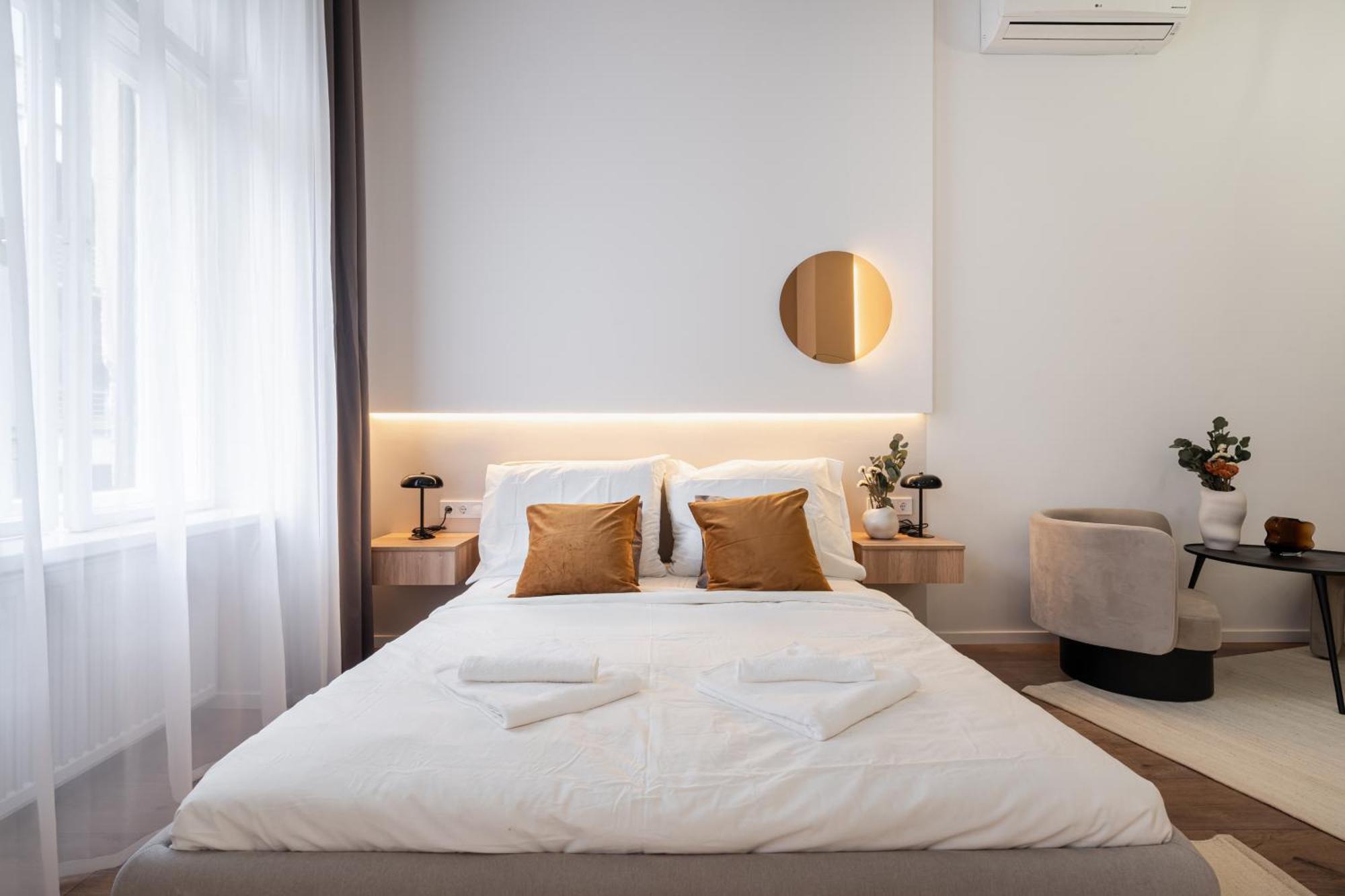 You Boutique Suites, Best Location By Bqa Budapest Exterior photo